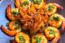 Bộ phận rất quý của con tôm nhiều người bỏ đi