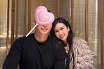 Hương Giang bất ngờ công khai một góc mặt bạn trai