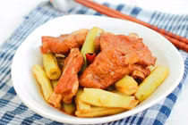 Sườn hầm với thứ này, dinh dưỡng tăng cao