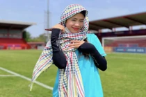 Style khoe vòng eo của Thanh Nhã - tiền đạo hot nhất tuyển nữ VN