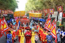 Tour du lịch ''Về miền Di sản UNESCO ghi danh” tại Đền Hùng