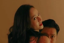 Việt Anh và Huyền Trang tiếp tục đóng cảnh 18+ táo bạo