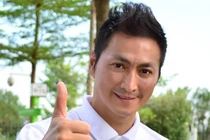 "Triển Chiêu" Hà Gia Kính đổi đời nhờ rời showbiz