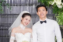 Doãn Hải My khoe lại ảnh cưới vào ngày Valentine trắng