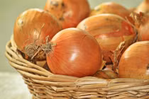 Hành tây mua về cứ đặt ở chỗ này, cả năm chẳng sợ hỏng