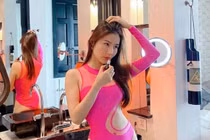 Mặc áo tắm xuyên thấu: Hot girl Hà thành có mạo hiểm hơn Diễm My?