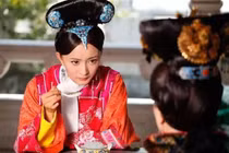 Phi tần không con nhưng được 3 hoàng đế sủng ái