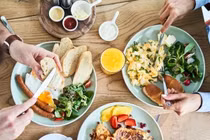 5 thói quen ăn uống "phá hủy" cơ thể, tim, gan kiệt quệ