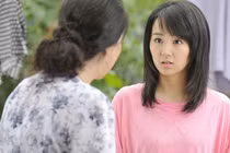 Vợ bầu nhưng mẹ không cho ăn cơm, tôi trách bà, vợ bắt xin lỗi