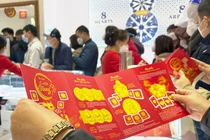 Bán vàng dồn tiền bắt đáy chứng khoán: Vợ chồng trẻ bay sạch tài khoản