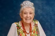 Thói quen ăn uống linh hoạt và vui vẻ của bác sĩ 103 tuổi