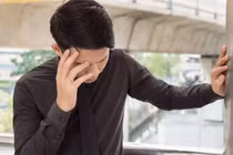 Dấu hiệu người bị đột quỵ, cách sơ cứu không lỡ "thời gian vàng"