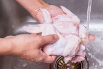 7 sai lầm tai hại khi nấu thịt dễ gây ung thư