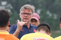 Phong cách Troussier khác Park Hang Seo, U23 Việt Nam mạnh yếu ra sao?