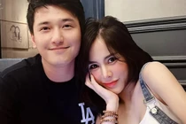 Huỳnh Anh bất bình khi bạn gái diện bikini cắt xẻ táo bạo