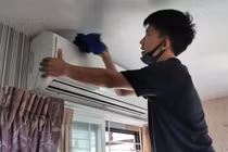 Đắng lòng kỹ sư bảo dưỡng máy bay lương 70 triệu/tháng đi sửa điều hòa cầm cự mùa Covid-19