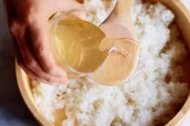 Loại nước người Trung Quốc dùng nấu cơm: Chống đột quỵ, bảo vệ tim