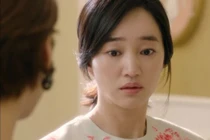 Mẹ chồng không cho con trai ra ở riêng với bí mật bàng hoàng