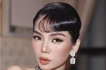 Những "nữ hoàng kim cương" Vbiz: Lệ Quyên đeo kín tay 