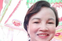 Chia sẻ 'lạ' trên Facebook của mẹ nữ sinh giao gà trước khi bị bắt