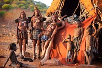 Bộ tộc kì dị nhất thế giới: Đàn ông cho vợ ngủ với khách