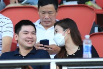 MC Thể thao lộ ảnh hẹn hò với Chủ tịch Hà Nội FC 