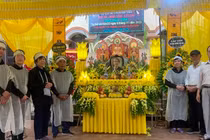 Bạn bè văn chương tiễn biệt nhà văn Lê Lựu tại Hưng Yên