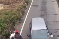 Tài xế khóc nấc khi biết người mình đâm trúng