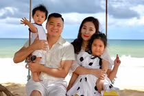 NSND Tự Long hạnh phúc bên vợ giáo viên xinh đẹp và các con