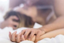 Vì sao đau âm đạo sau 'chuyện ấy'?