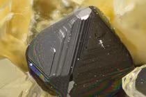 Đế chế La Mã thịnh vượng trong 503 năm bị phá hủy bởi chì?