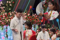 Chàng y sĩ liền kiểm tra sức khỏe bạn gái rồi nói 1 câu bất ngờ