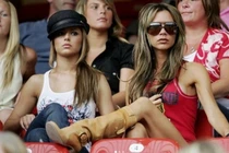 Bê bối khiến nhiều đội cấm vợ, bạn gái cầu thủ đến World Cup