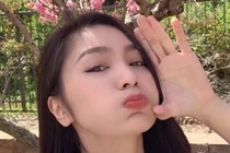 Cuộc sống viên mãn ở Mỹ của Diệu Hương "Hoa hồng trên ngực trái"