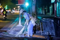 Người lao động nghèo vật lộn mưu sinh trong đêm rét Hà Nội
