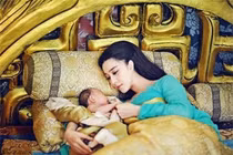 Mang con cho người khác lấy tiền đóng học, 3 năm sau mẹ ân hận