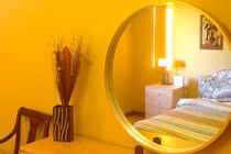 Đặt gương đúng phong thủy để không ảnh hưởng đến vận khí gia đình