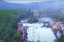 Mê đắm vẻ hoang sơ của thác Sao Va ở Nghệ An