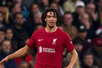 Top 10 hậu vệ phải hay nhất thế giới