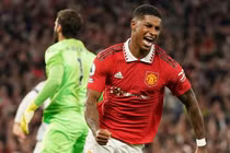 Bạn gái 9 năm của Rashford