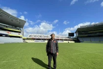 Hình ảnh nơi tuyển nữ Việt Nam đối đầu nhà vô địch thế giới