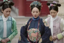 Trong 5 phụ nữ được chôn cùng Khang Hy, người Ung Chính yêu cầu là ai?