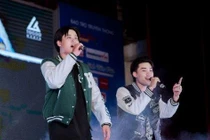 "Lên trăng" cùng sự kiện chào tân sinh viên trường Báo