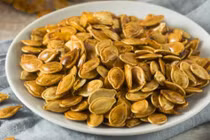 Ăn hạt bí ngô ngày Tết lưu ý 4 việc kẻo hại cơ thể