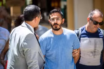 "Kẻ lừa đảo Tinder" được tung hô, nạn nhân bị chế giễu