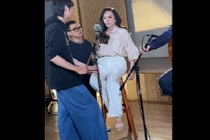 Nữ ca sĩ gương mặt giống hệt Phi Nhung khiến dân mạng xôn xao