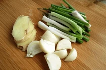 Cách sử dụng hành, gừng và tỏi đúng cách