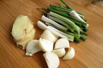 Cách sử dụng hành, gừng và tỏi đúng cách