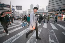 Người giàu ngày càng trẻ