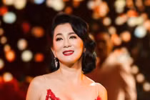 MC Kỳ Duyên tiết lộ vẫn “chung giường” với bạn trai sau chia tay